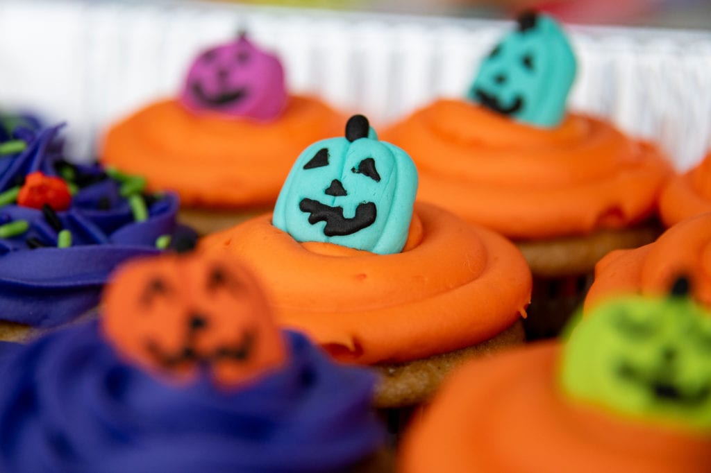 Cupcakes on display at a Cordova Church of the Nazarene fundraiser. (Oct. 19, 2019) Photo by Zachary Snowdon Smith/The Cordova Times