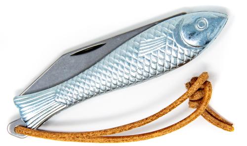2-inch chrome-handled ‘fish knife’